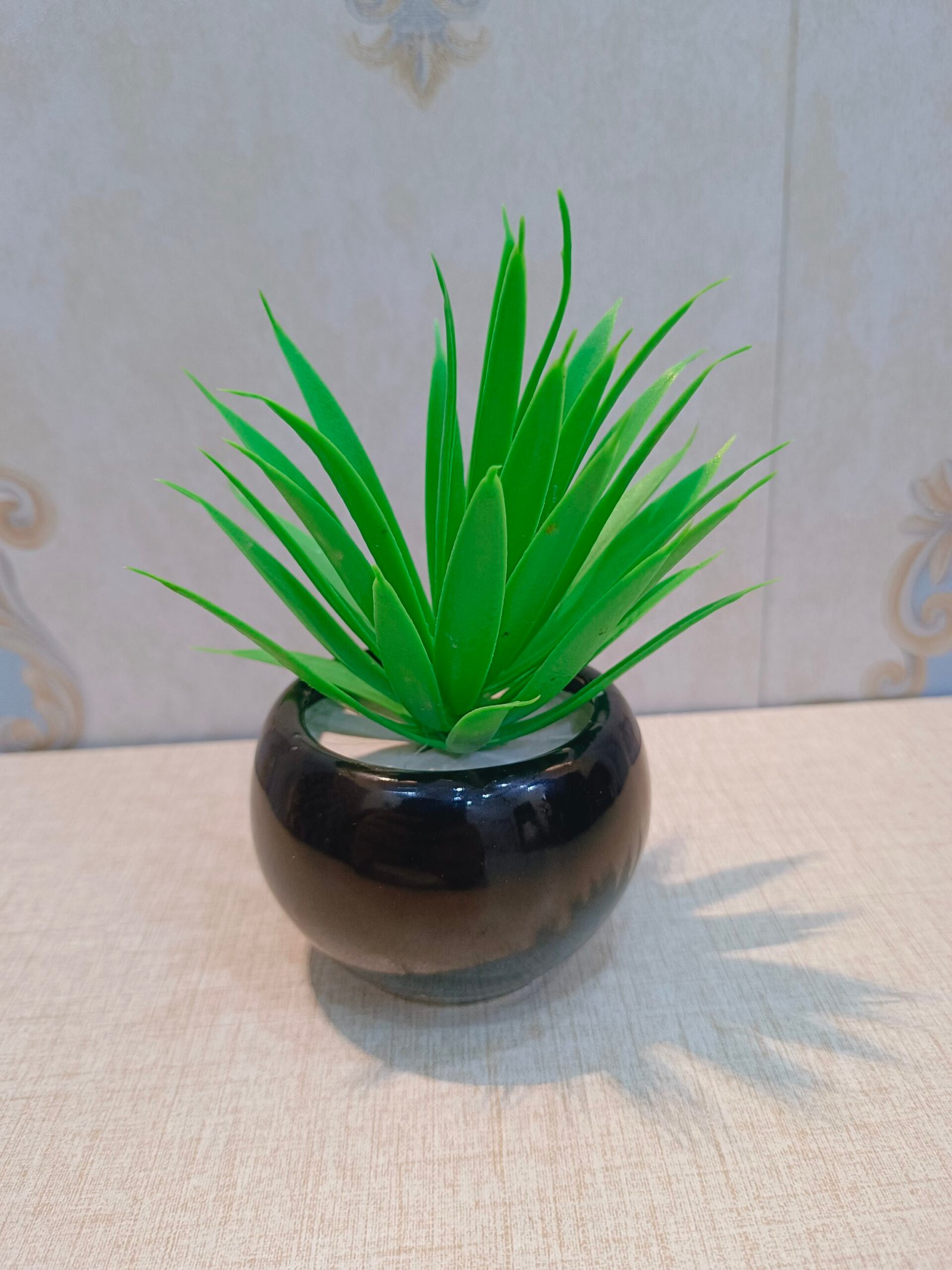 Single Mini Marble Pot with Artificial Plants